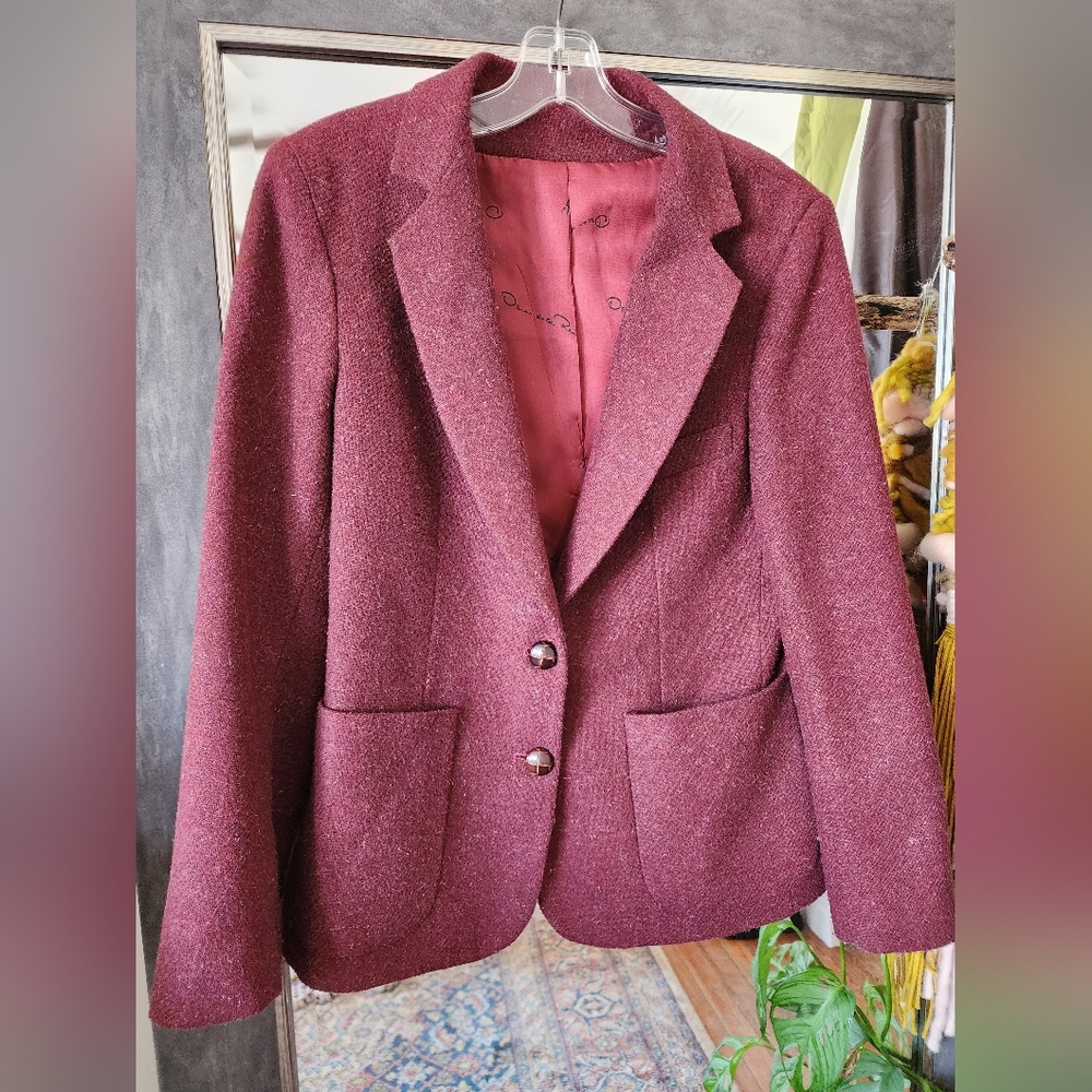 Vintage Oscar de la Renta blazer, EUC